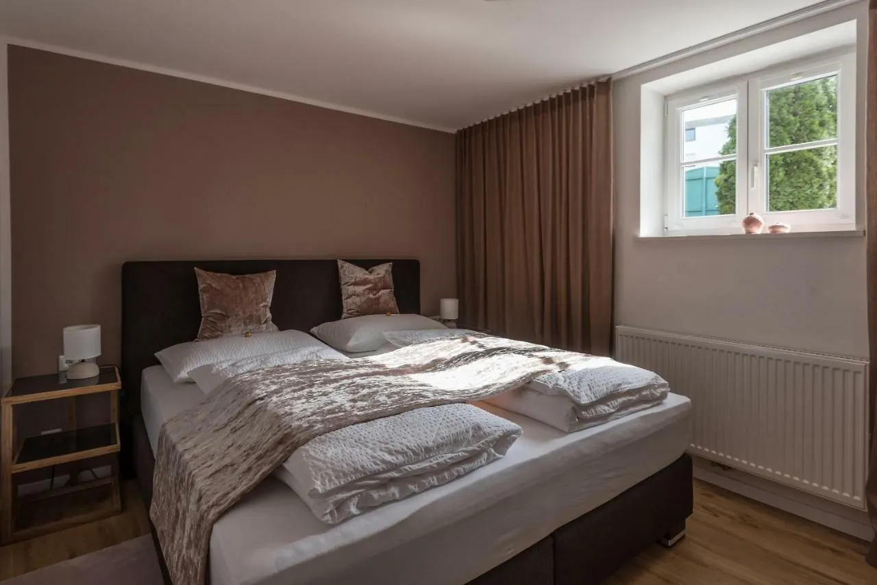 Apartment Villa Leopoldskron Salzburg